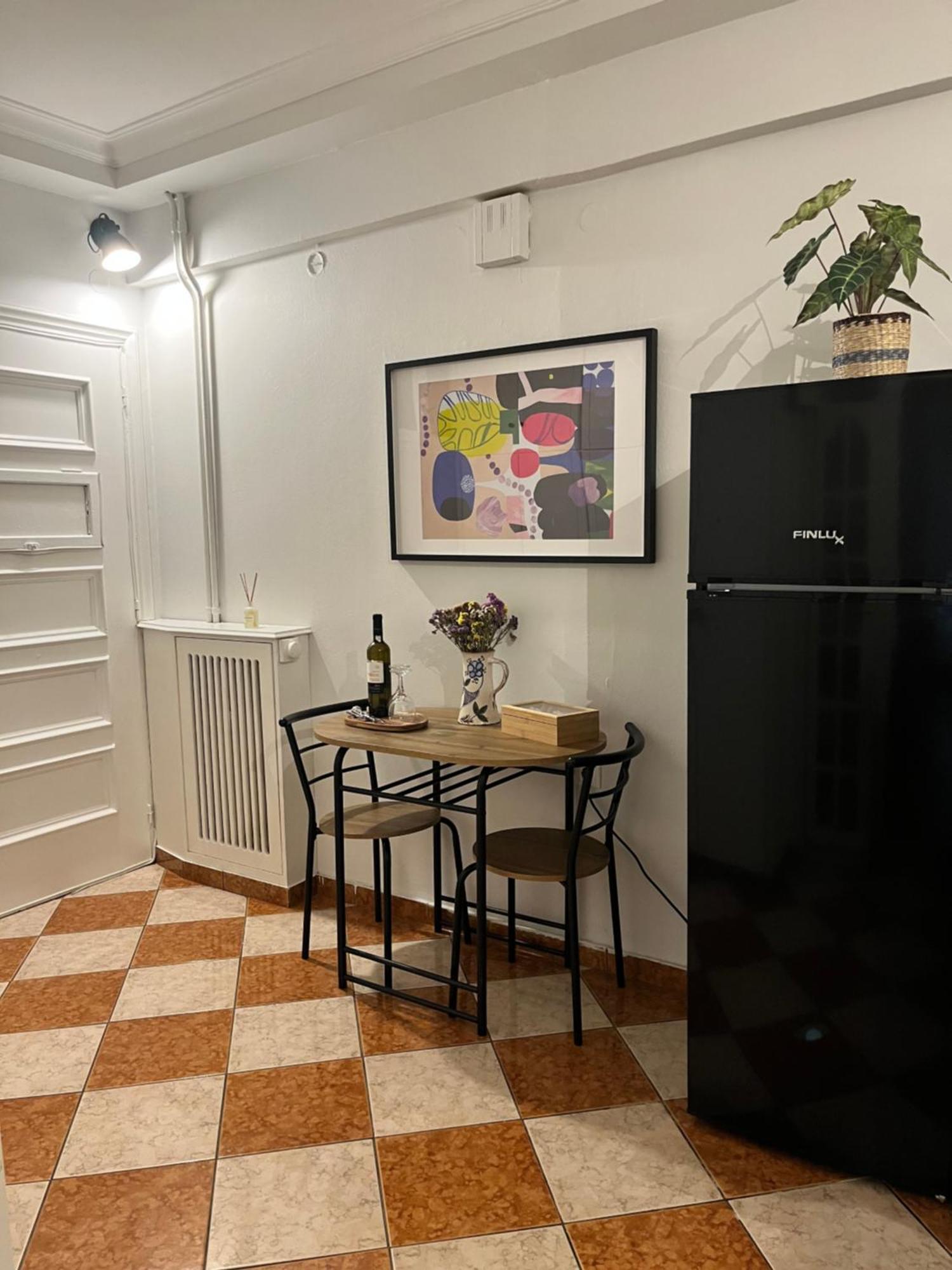 Quiet Apartment With Garden View In Kolonaki Афины Экстерьер фото